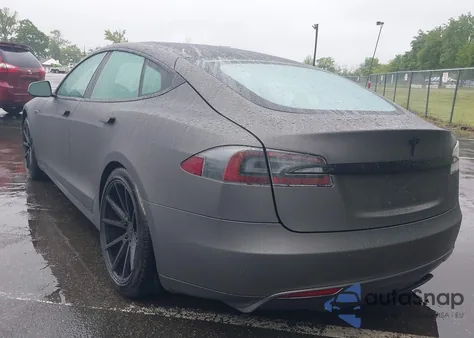2013 Tesla Model S из США, поврежденный, VIN 5YJSA1DN4DFP09961